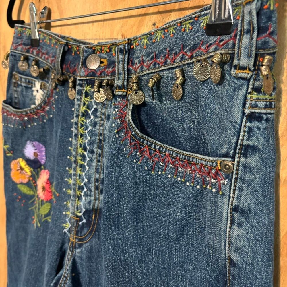 Vintage 90s DKNY High Waist Embroidered Hippie 100% Cotton Jeans Sz 2 - Picture 3 of 7